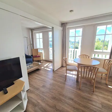 Apartment 363, Seepark